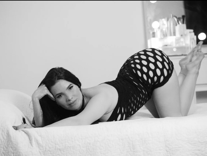 carol_latina13 Chatroom