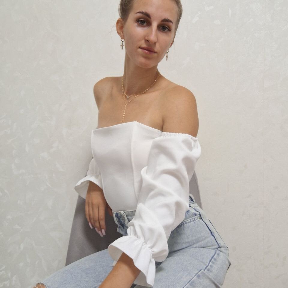 carolinakis_ Chatroom