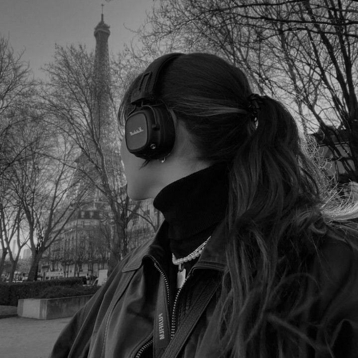 caroline_eclipse Chatroom