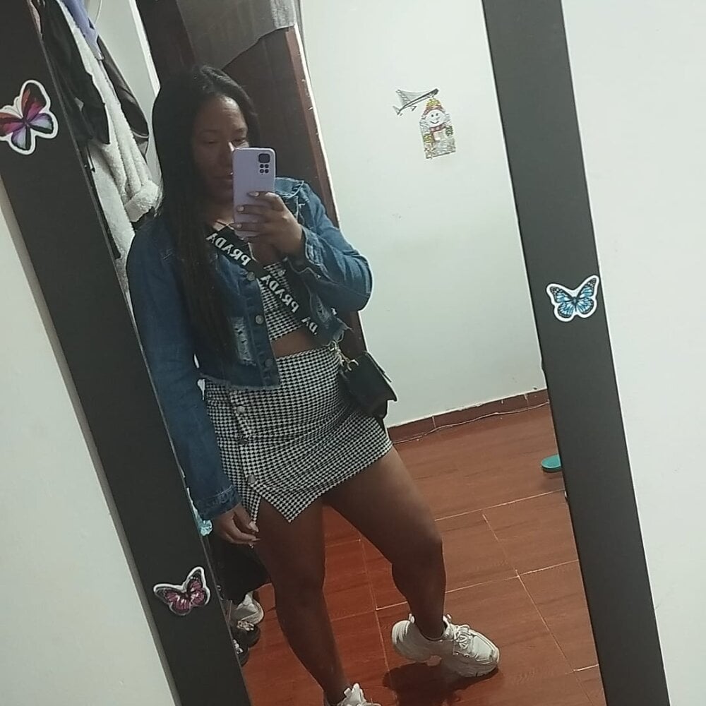 catalina_wett Chatroom