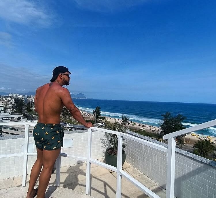 christofer827818 Chatroom