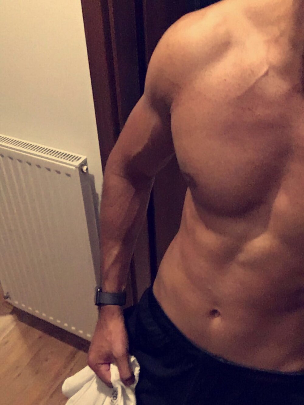 cuckoldbull30 Chatroom