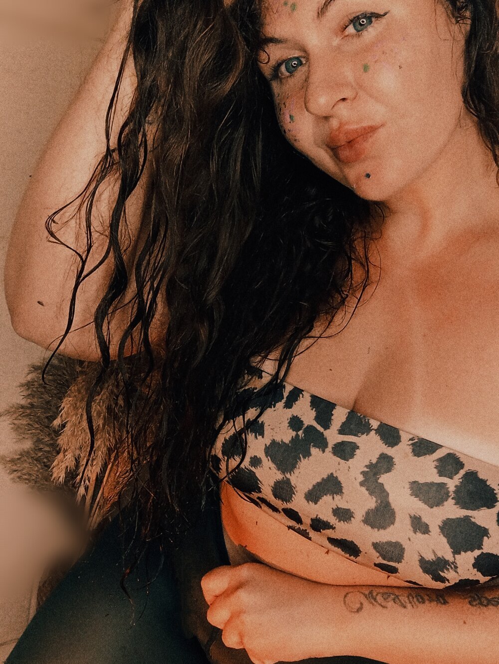 curlybunny_socking4u Chatroom