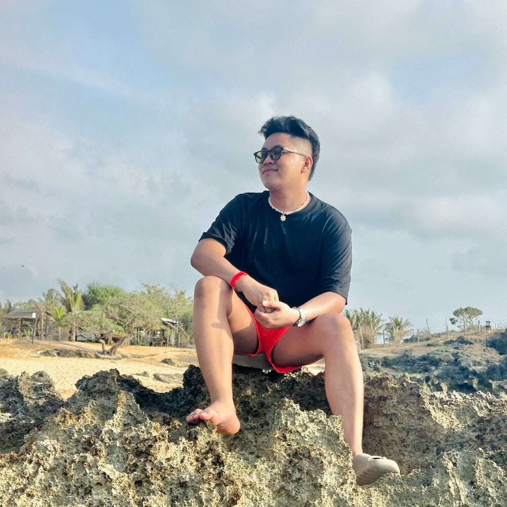 cutie_aaron Chatroom