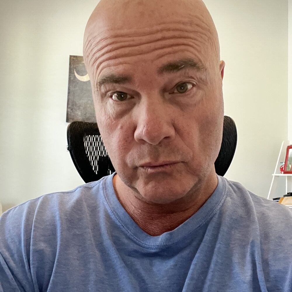 cyclone8888 Chatroom