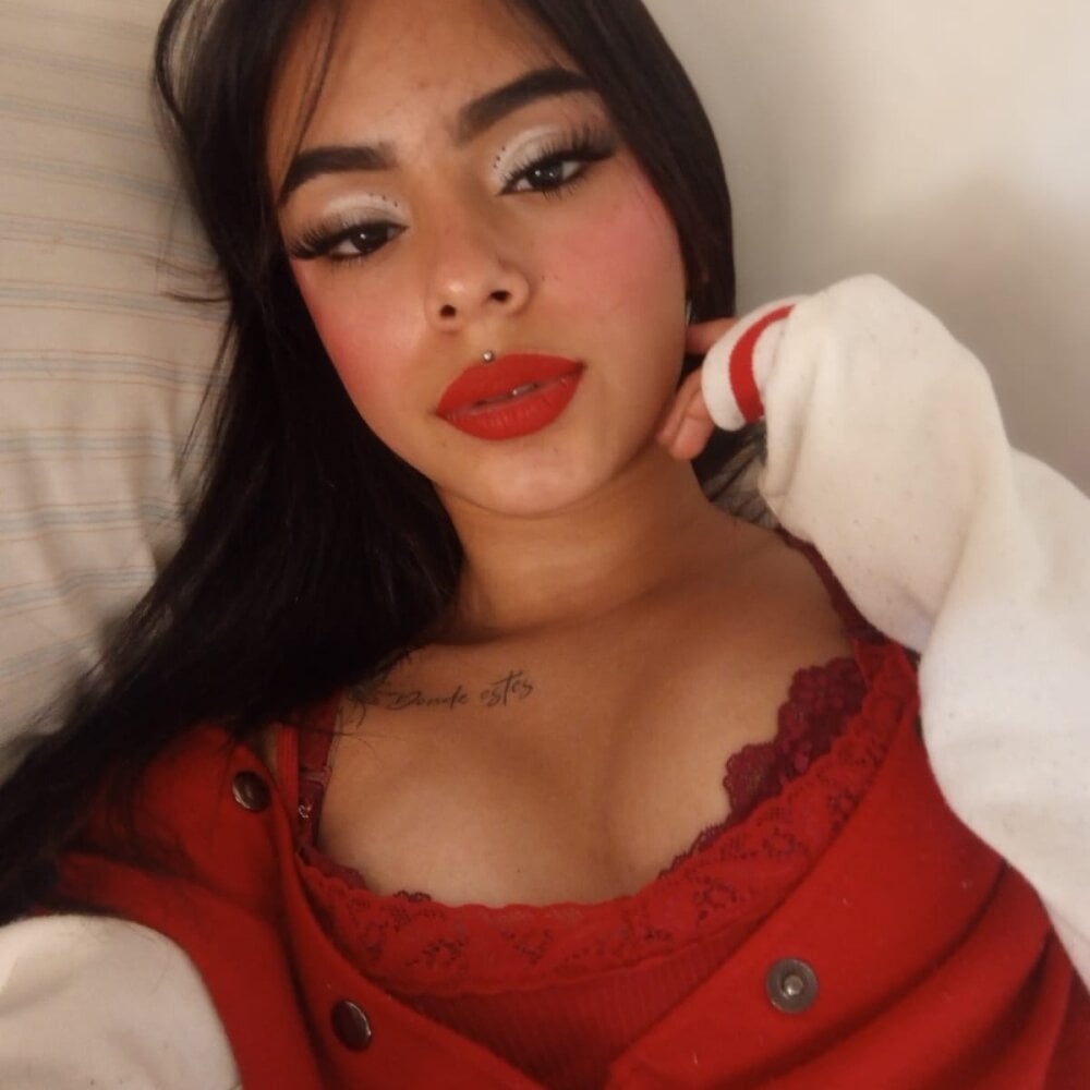 danai_funny Chatroom