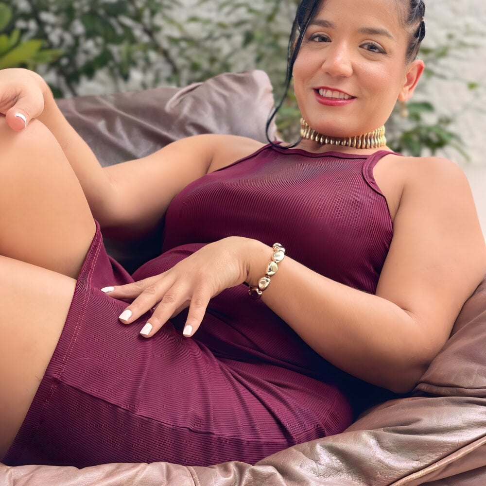 danna_zuluaga Chatroom