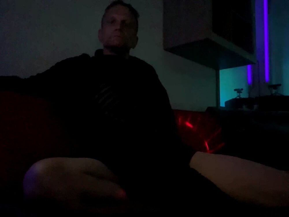 davidgntxxxxx Chatroom