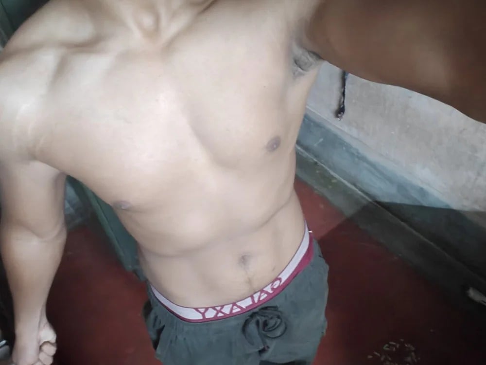 dickneedslove Chatroom