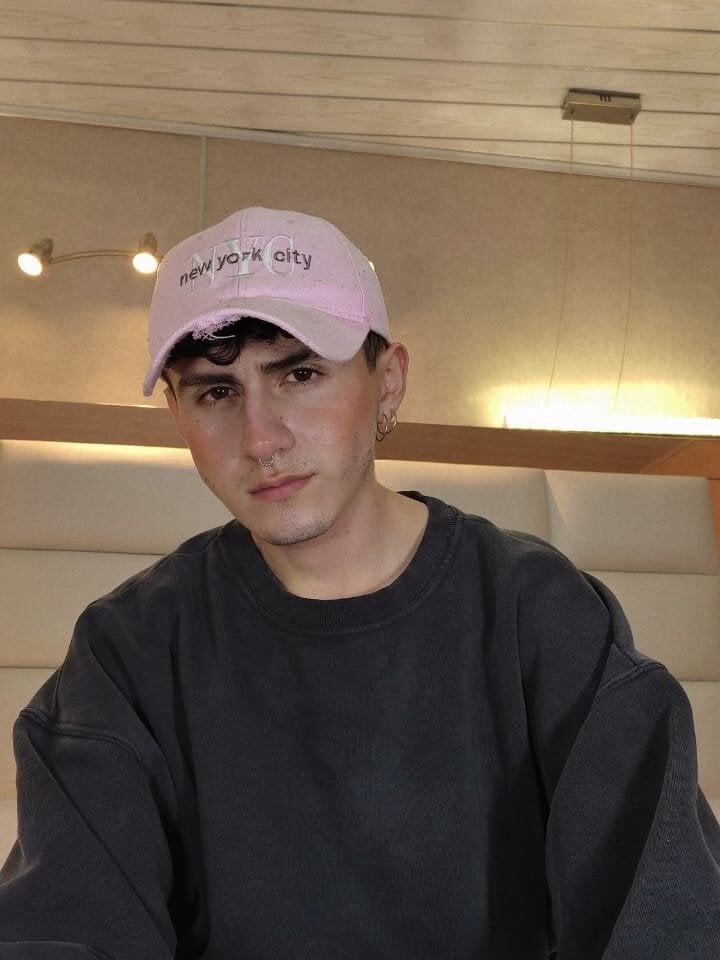 dimitri-bilak Chatroom