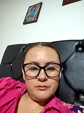 divinamonita Chatroom