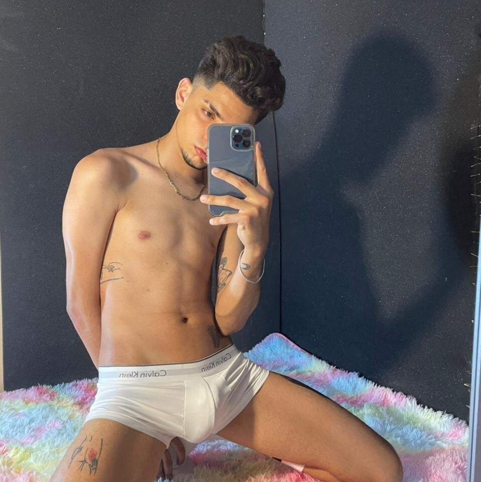 dylancrugerx Chatroom