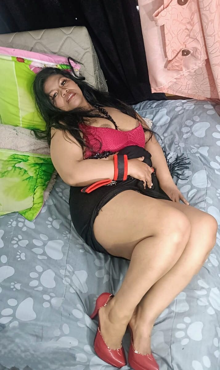 ebonycamelia Chatroom