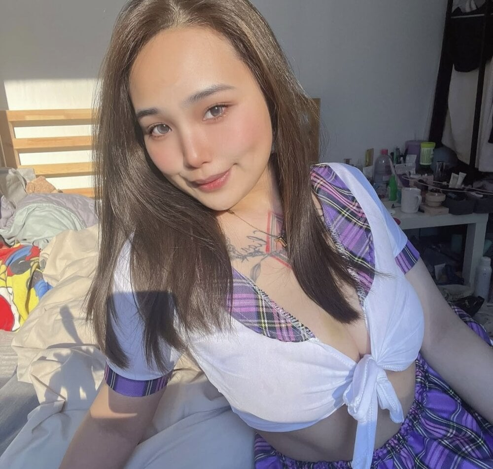 eee79bbb Chatroom