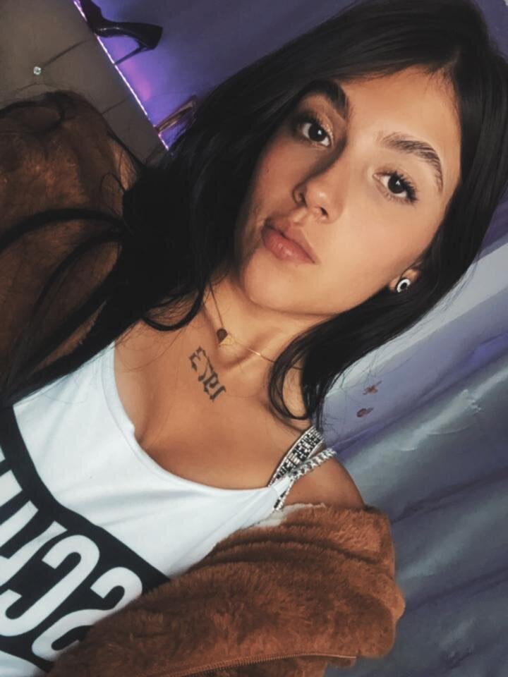 eimyy_rouse Chatroom