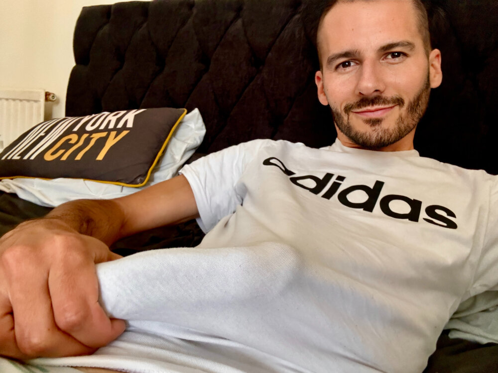 elcapitanoro Chatroom