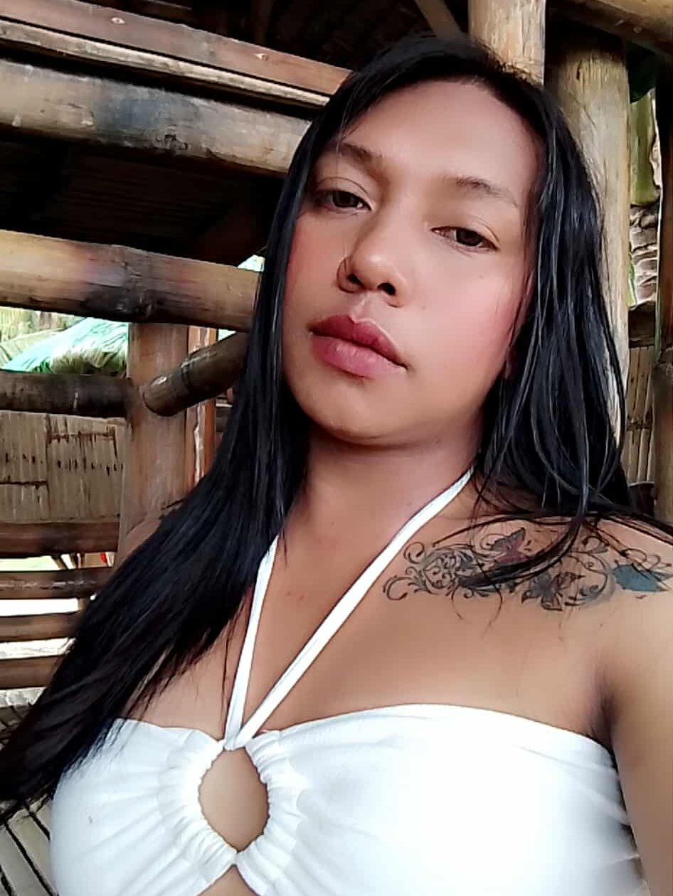 ellah_morenax Chatroom