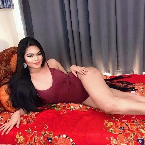 ellaragray Chatroom