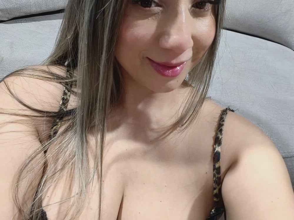 emma1981 Chatroom