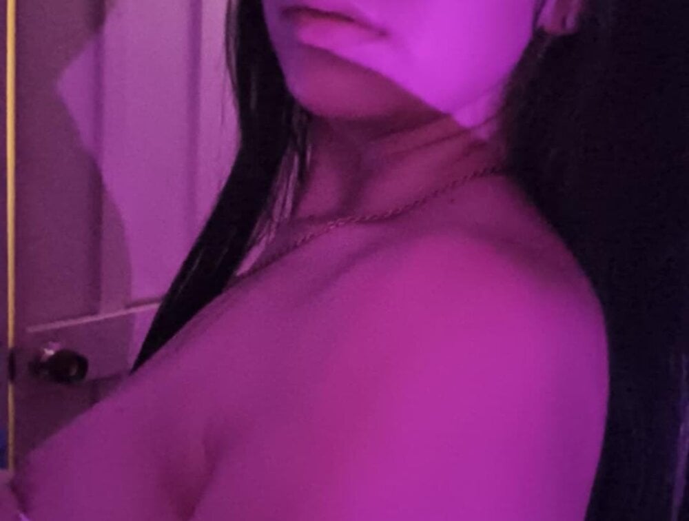 emma_hearths Chatroom