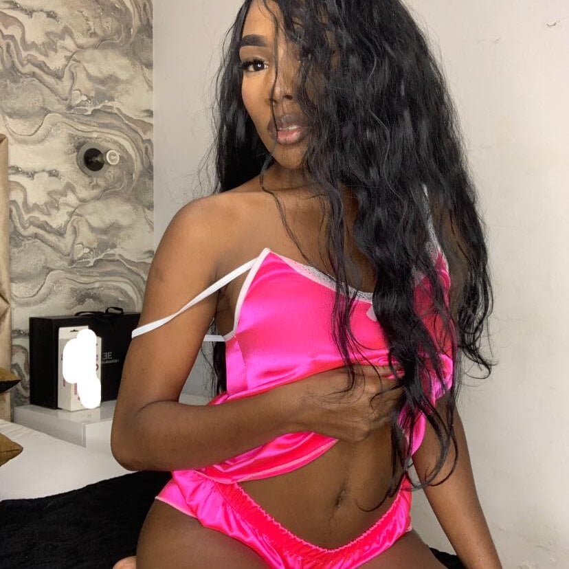 esmeraldaparck Chatroom