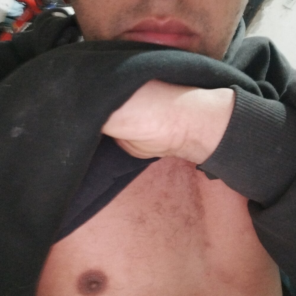 ezequiel376 Chatroom