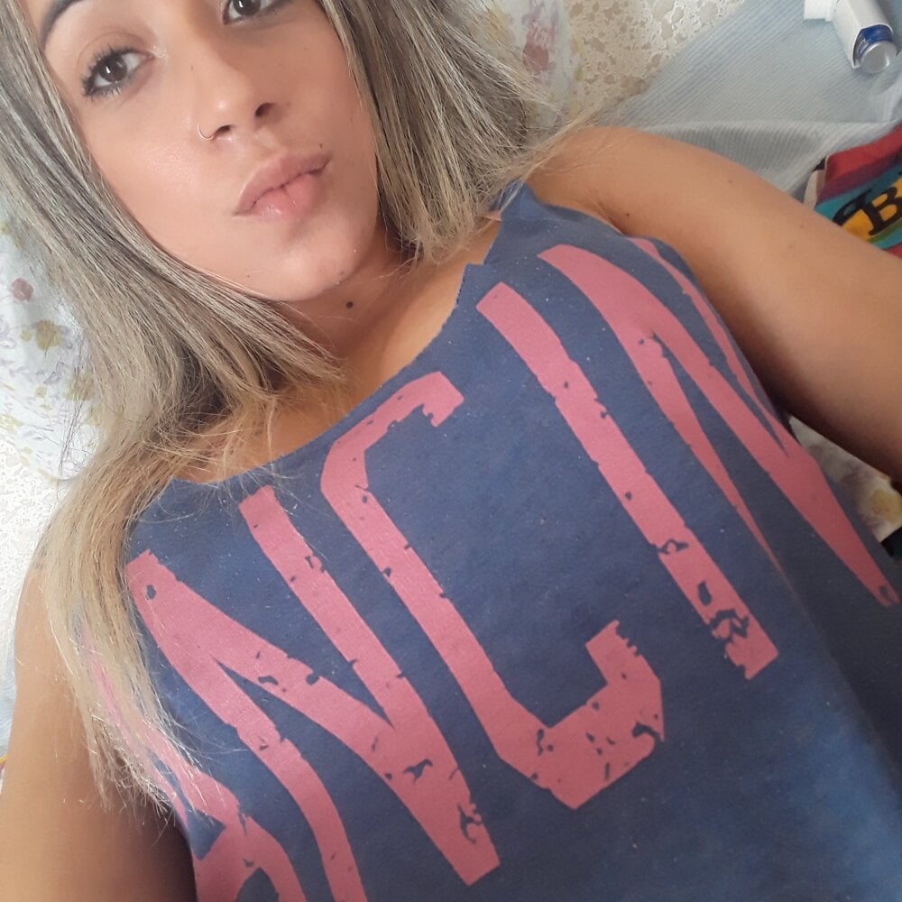 fabiolagg Chatroom