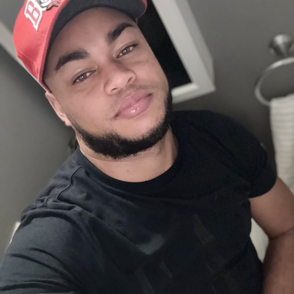 familia0210 Chatroom