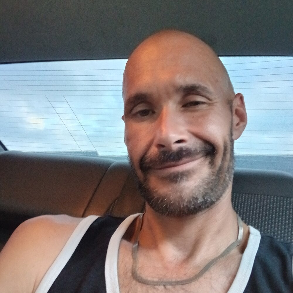 famousafterthoughtcut999 Chatroom