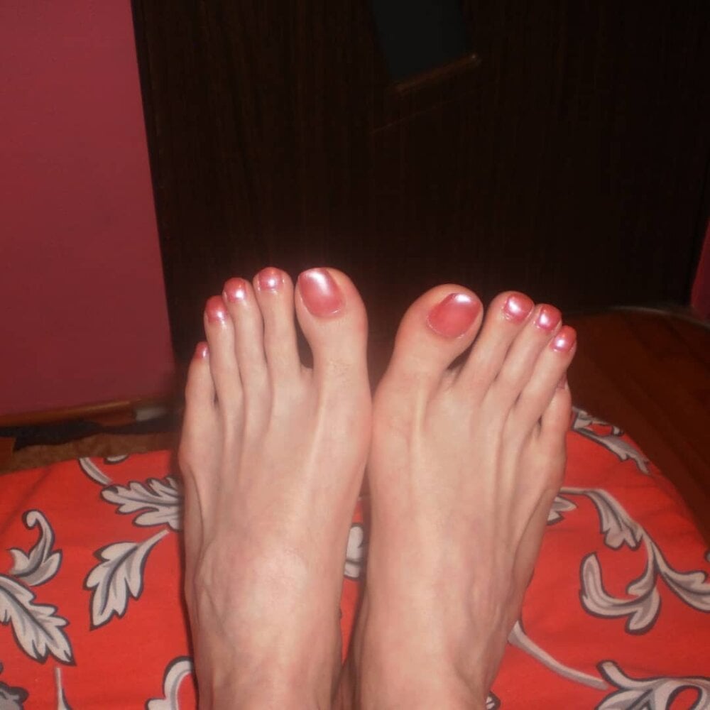feet_toes Chatroom