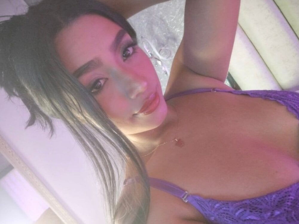 gabriella_ortiz Chatroom