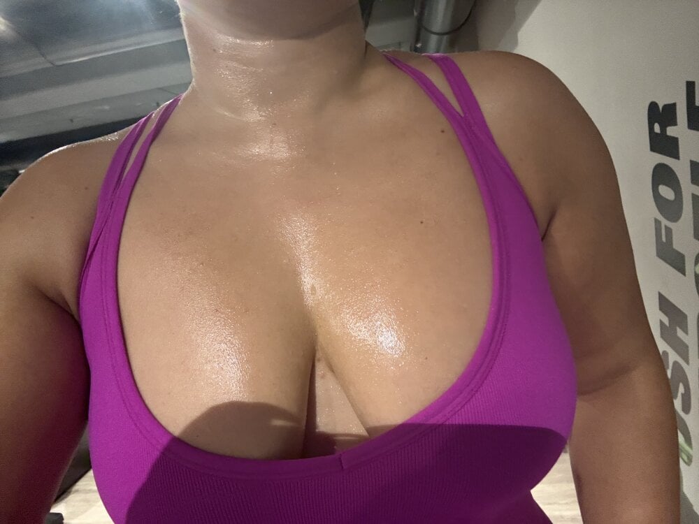 gatitalocahot Chatroom