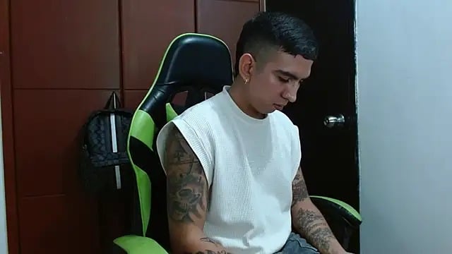 ghostlycattriel Chatroom