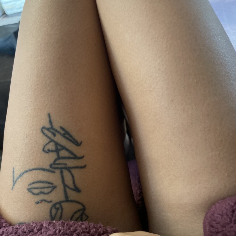 ginababeee1 Chatroom