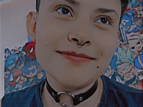 dildo-or-vibrator-young