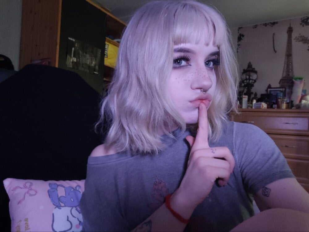 godlikegirlyy Chatroom