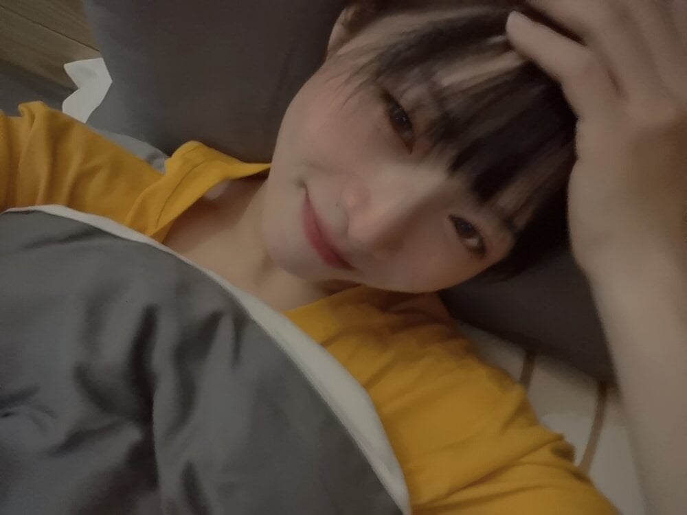 hellokiki520 Chatroom