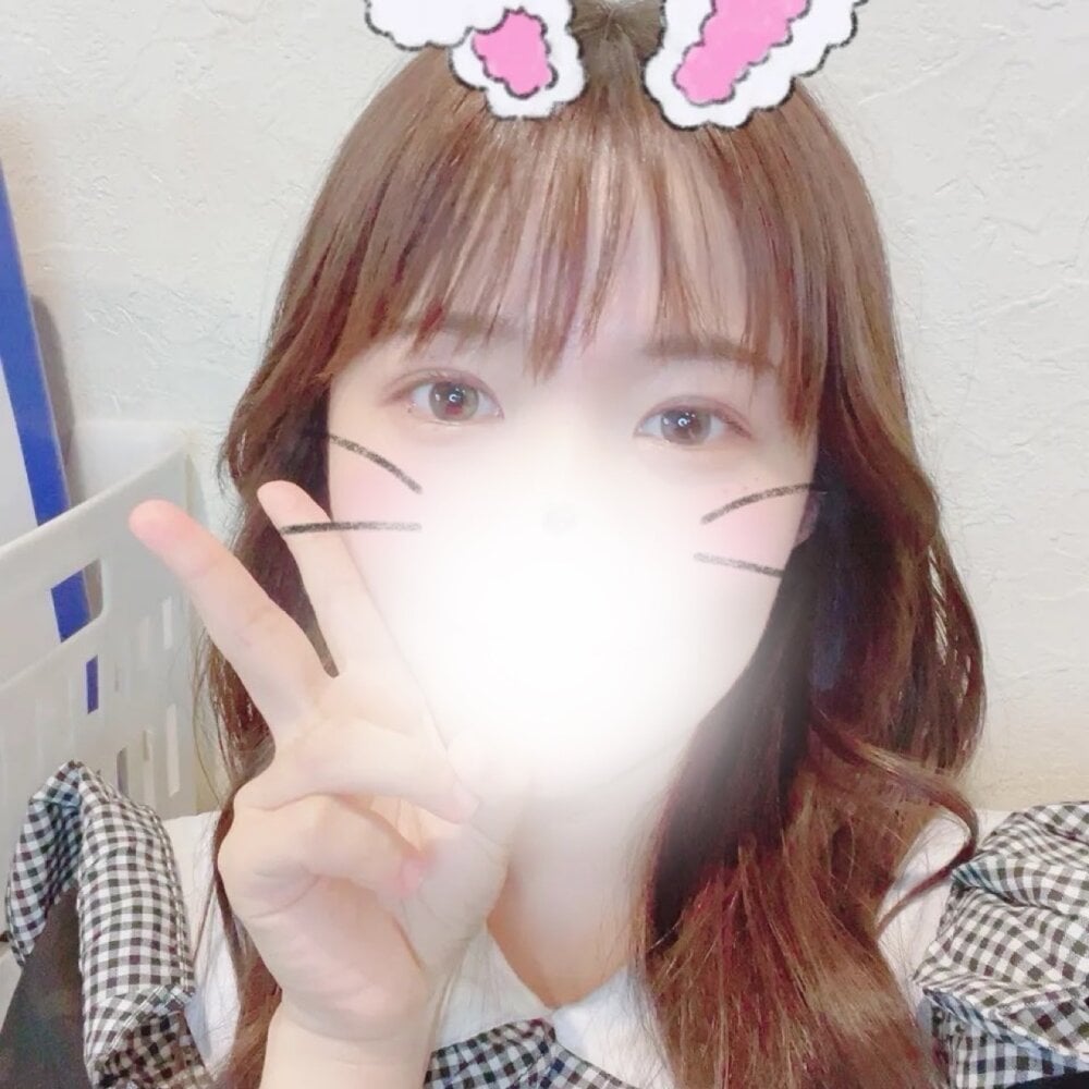 hikiwarinatto_xoxo Chatroom