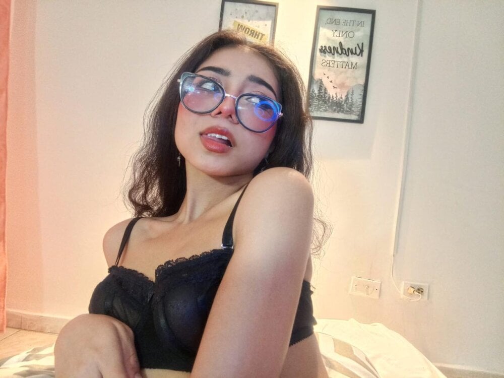 honeymoon_12 Chatroom