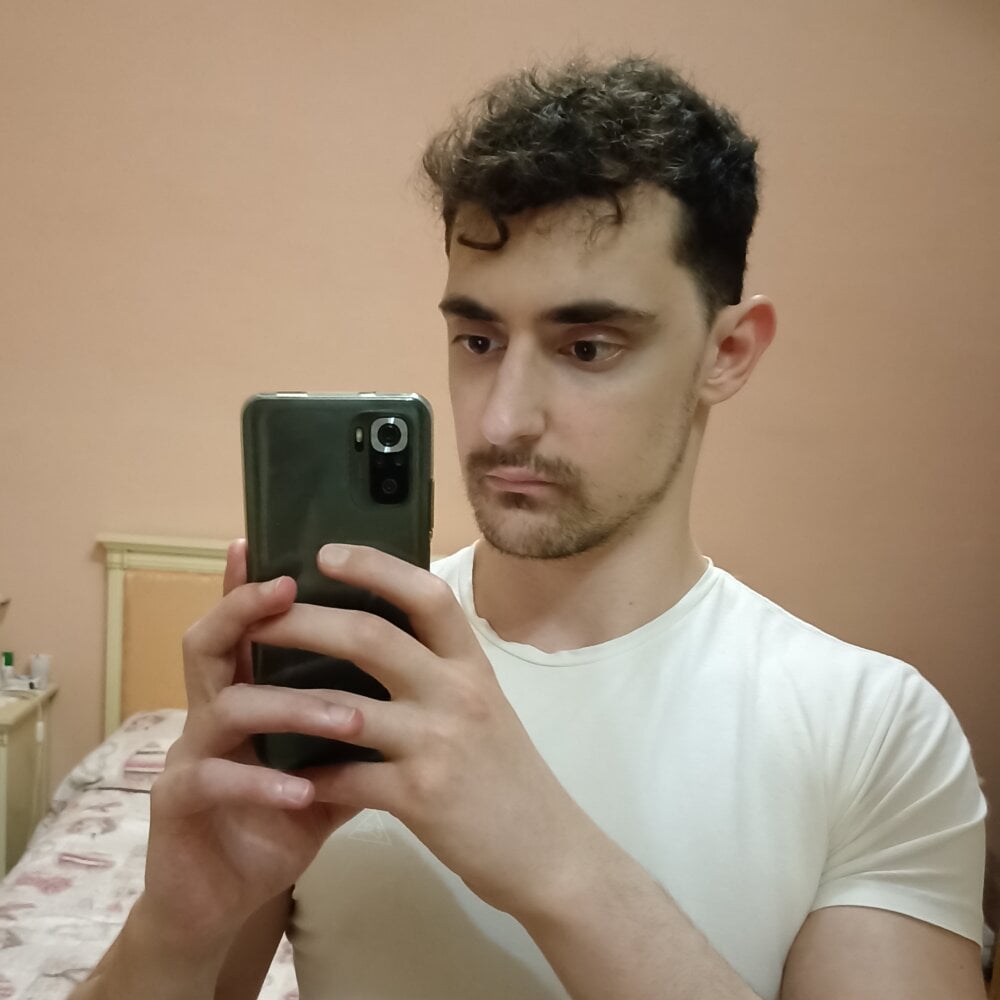 hornycockdm Chatroom