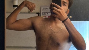 Live Snapshot of hornydesiiguy hornydesiiguy
