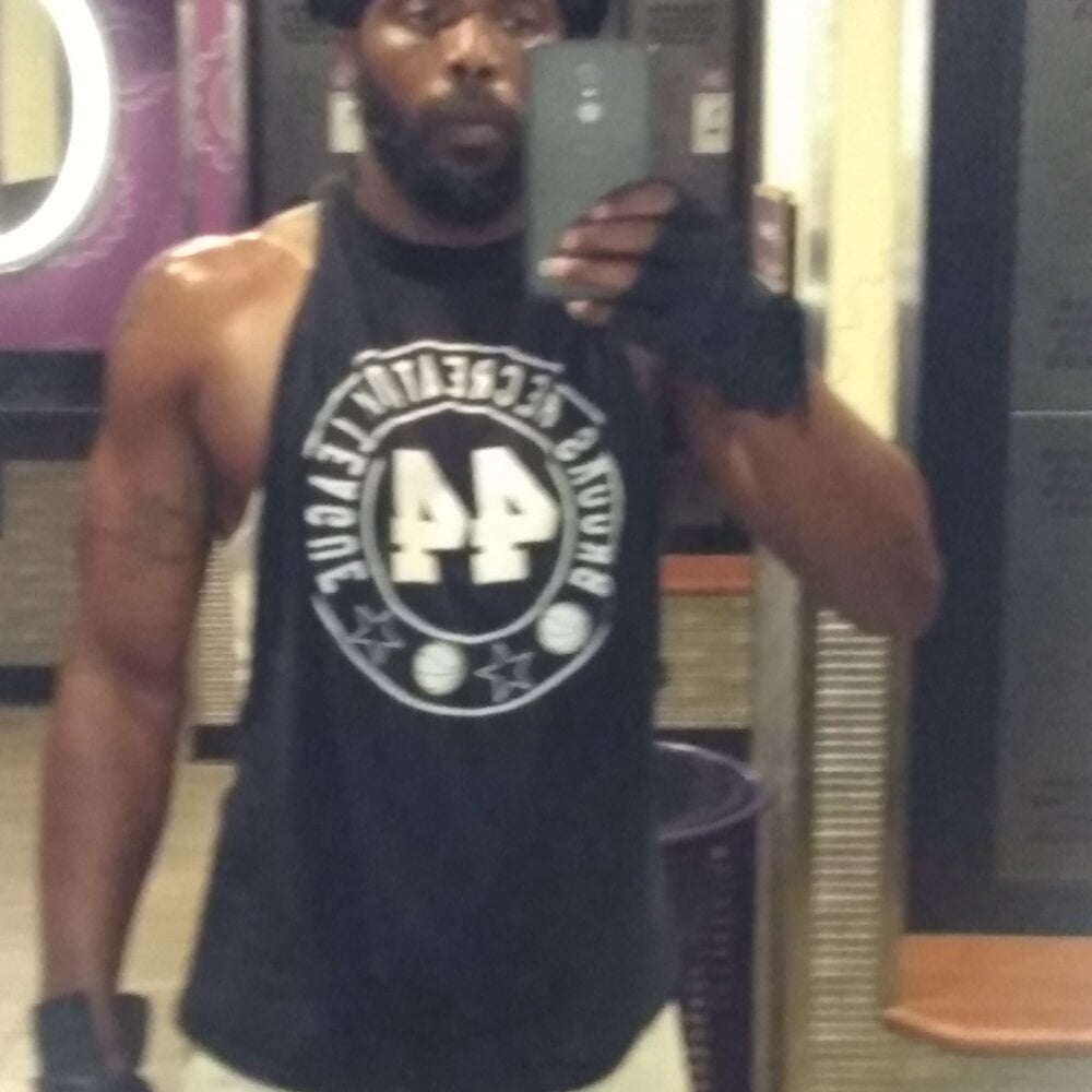 hornynhardngr1 Chatroom