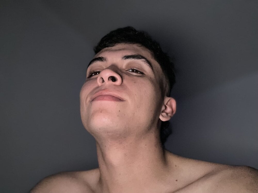 hot_bunny777_ Chatroom