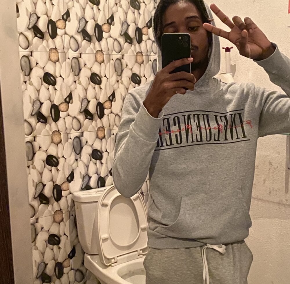 hotdick25002 Chatroom