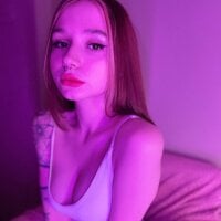 hotmelongirll Chatroom