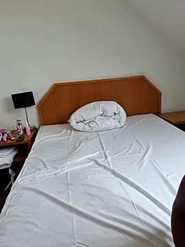 hotmilffrankfurt1 Chatroom