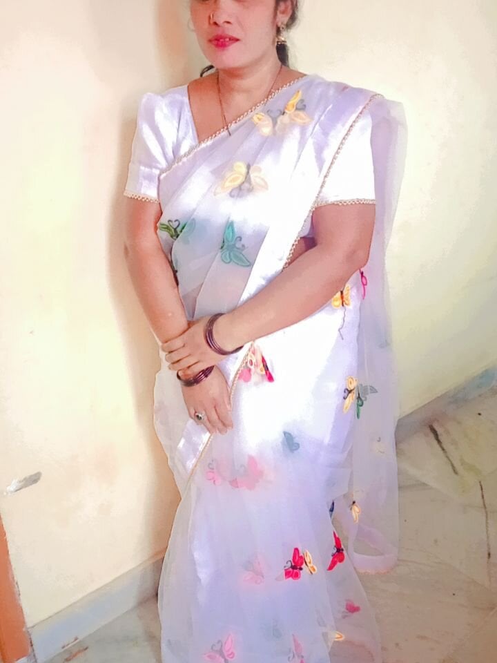 hotsangeetha Chatroom