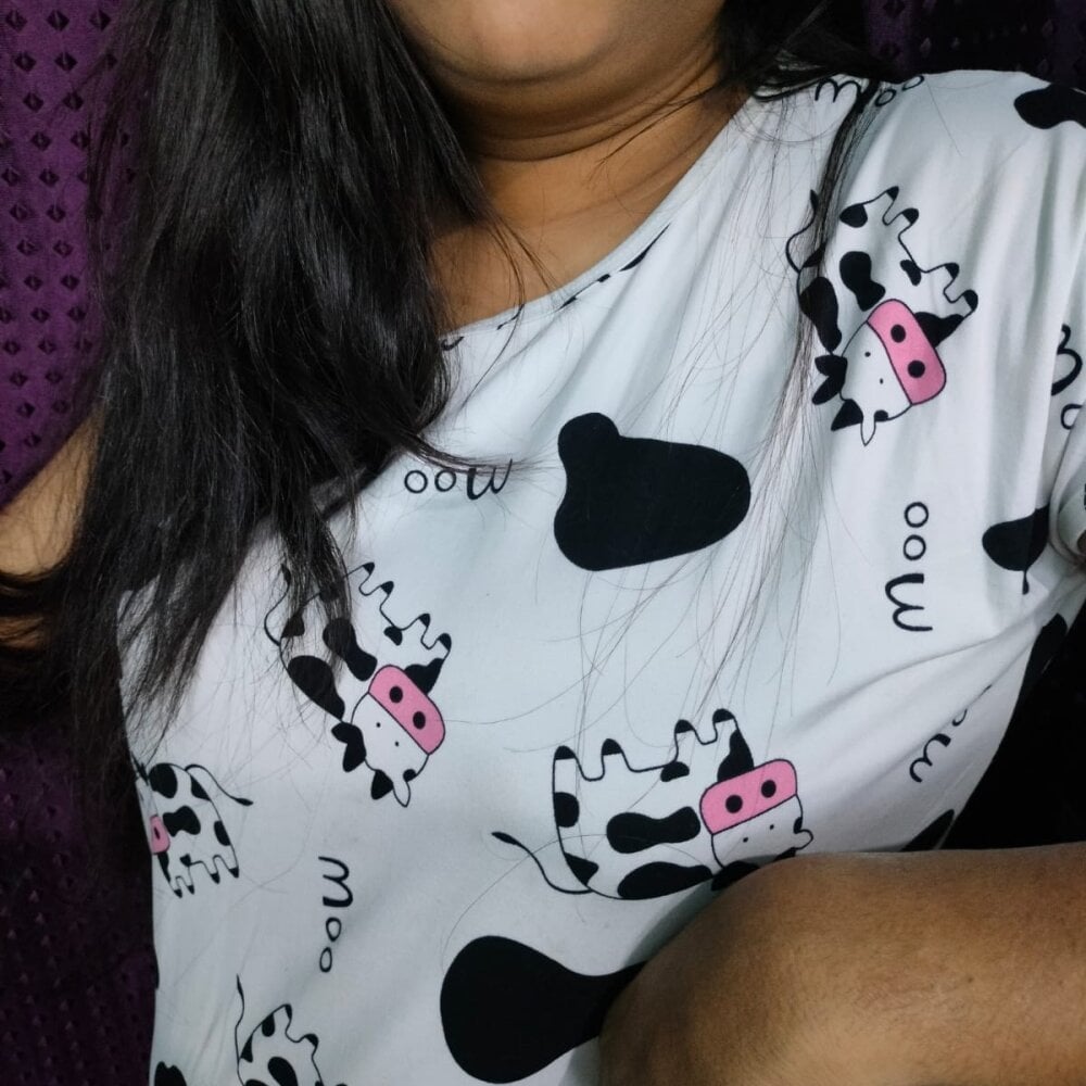 hotti-rashmi Chatroom