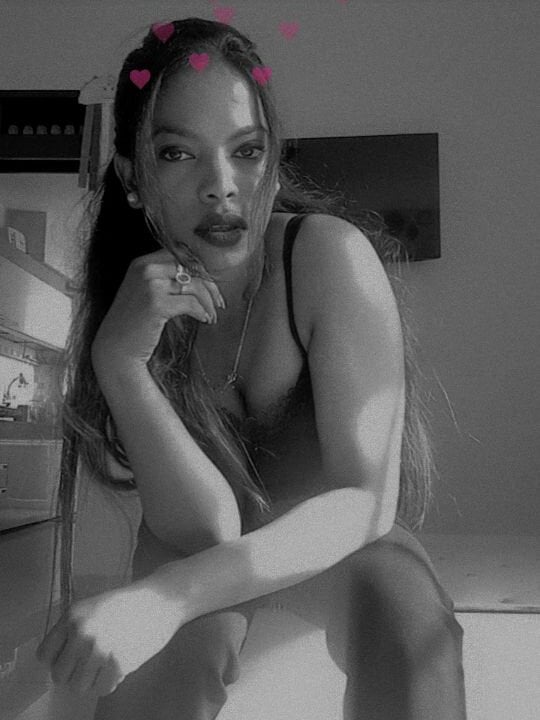 hottiexxxmexxx Chatroom