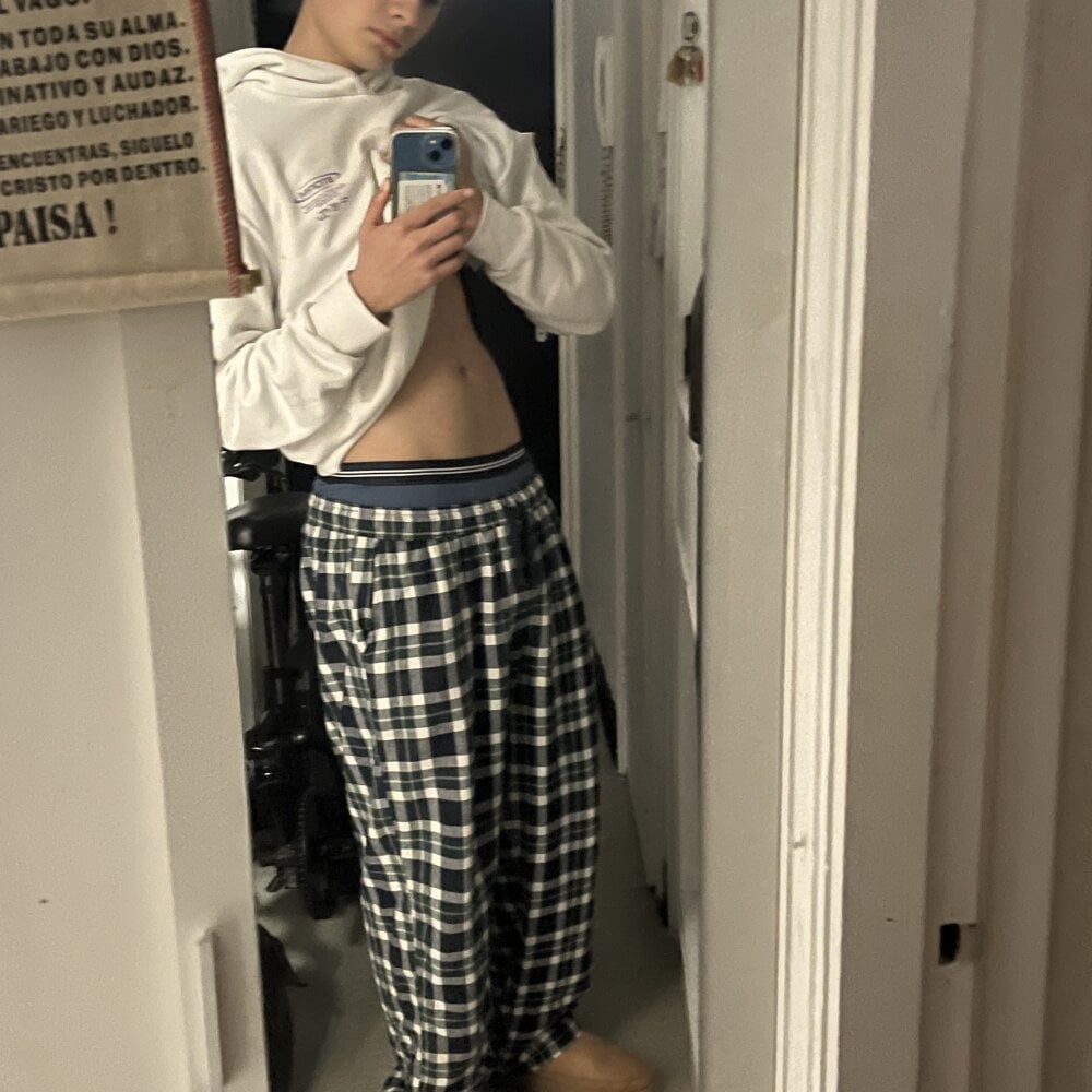 hungspanishtwink Chatroom